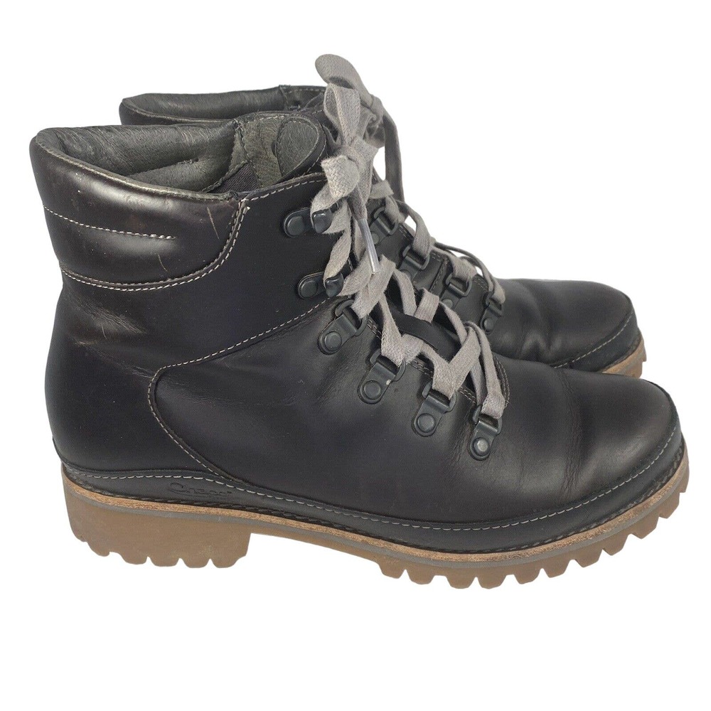 Womens 9 Chaco Brown/Black Leather Fields Hiking Boots Lace Up Combat J150126
